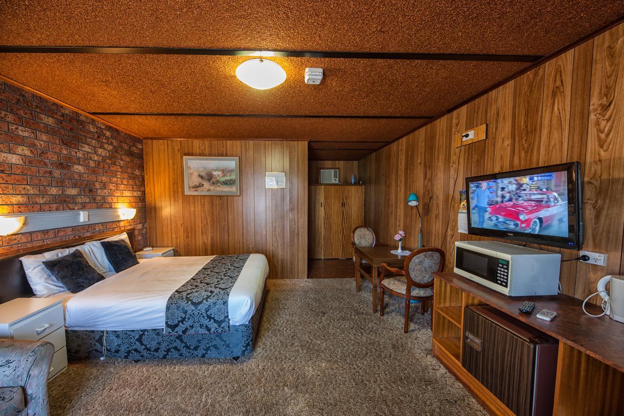 Heywood Motor Inn Buitenkant foto